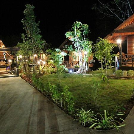 Burilamplai Resort Thung Yai Extérieur photo